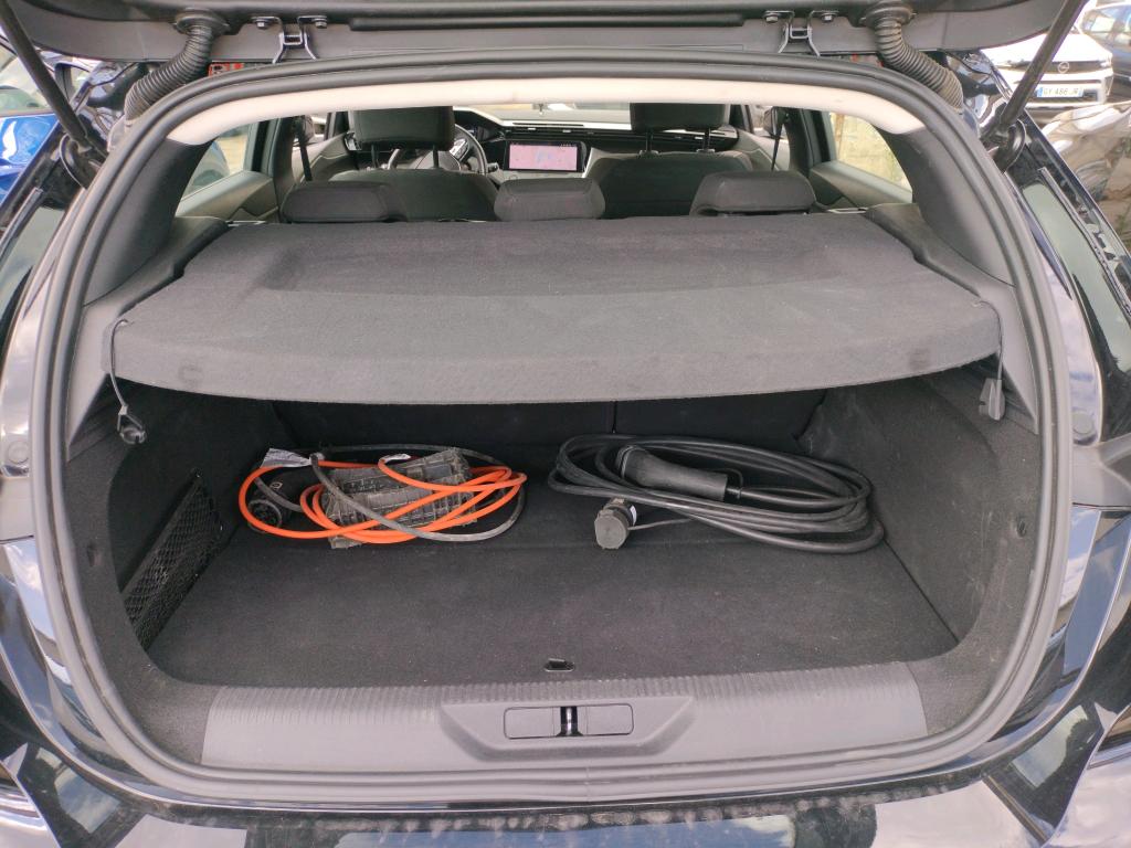 Peugeot 308 PHEV 180 e-EAT8 Active Pack 2023