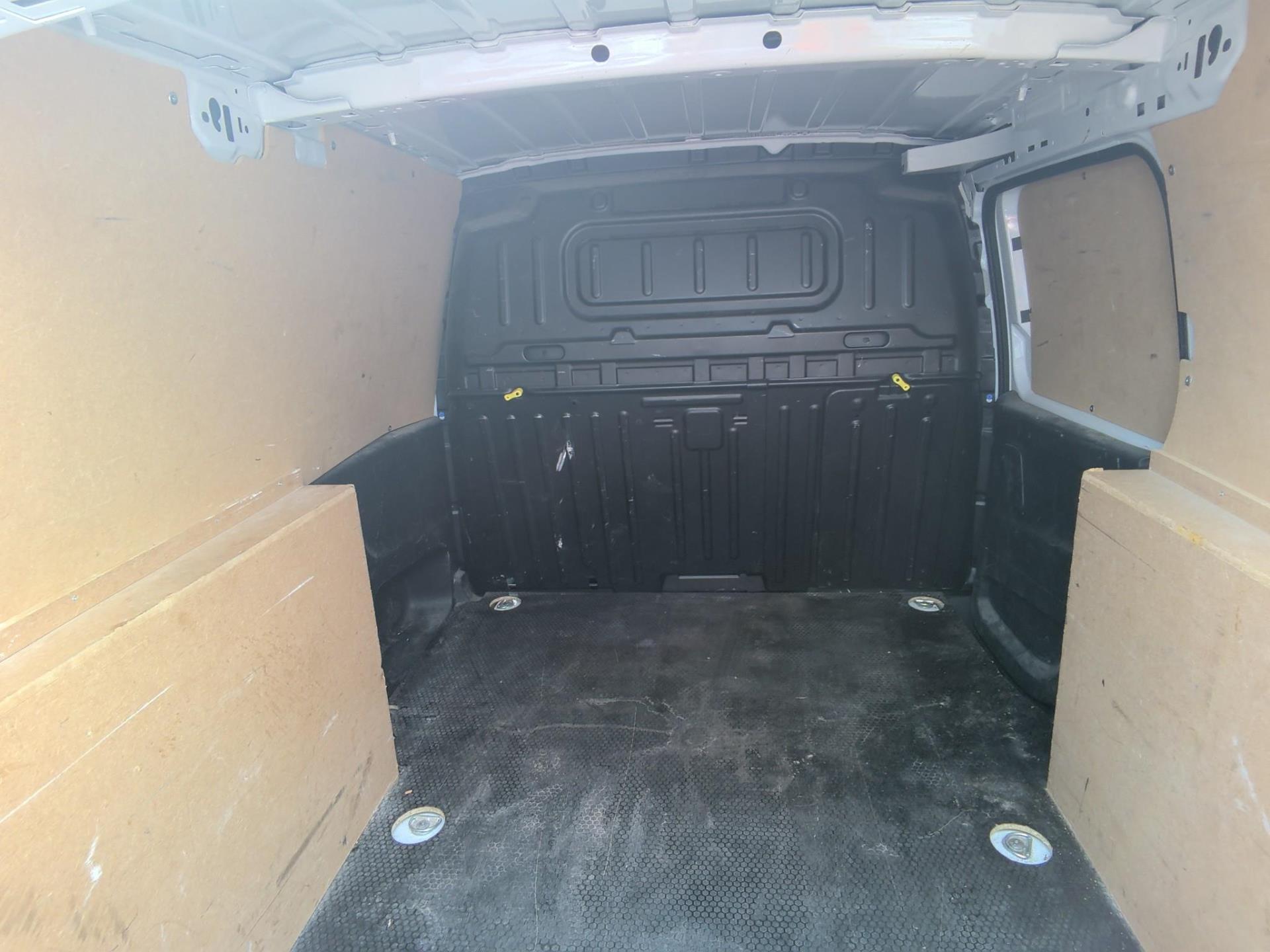 Peugeot PARTNER FOURGON M 1000 KG BLUEHDI 130 S&S EAT8 2024