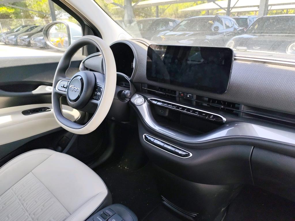 FIAT 500C e 118 ch La Prima 2023