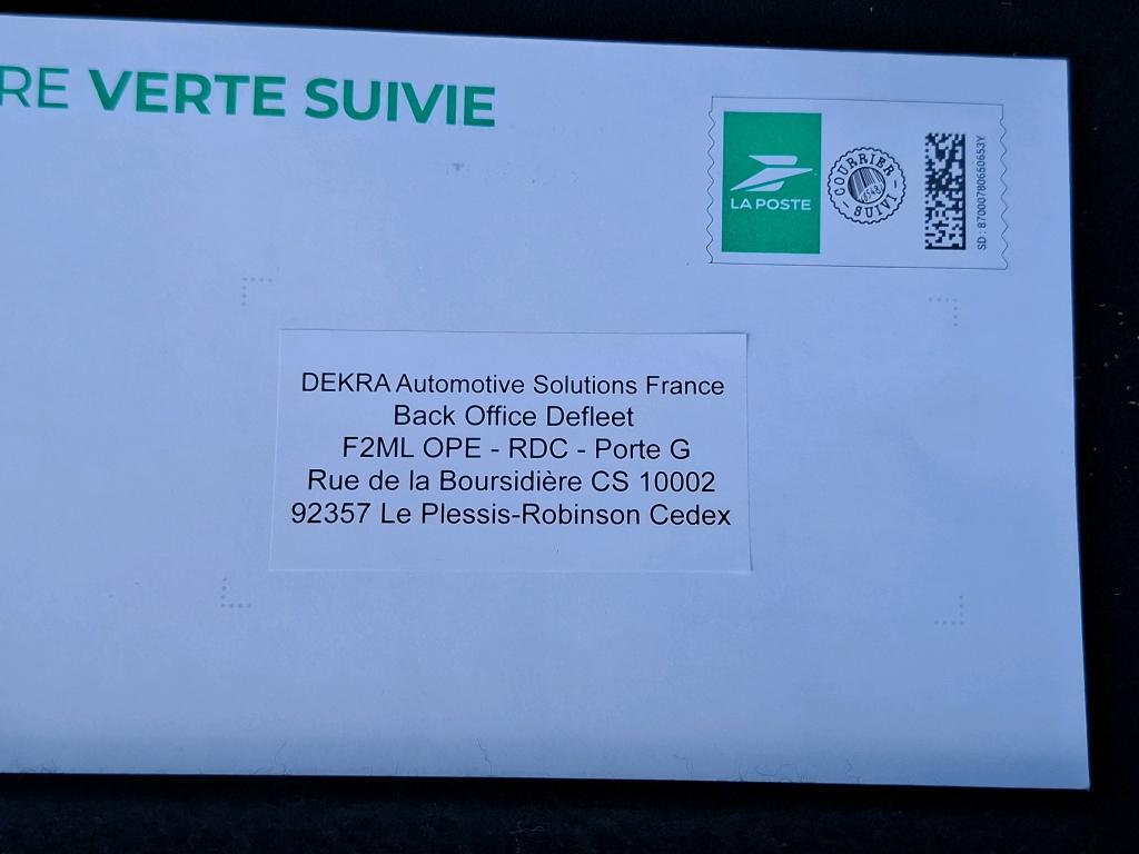 DS DS3 Crossback BlueHDi 130 EAT8 Ines de la Fressange Paris 2022