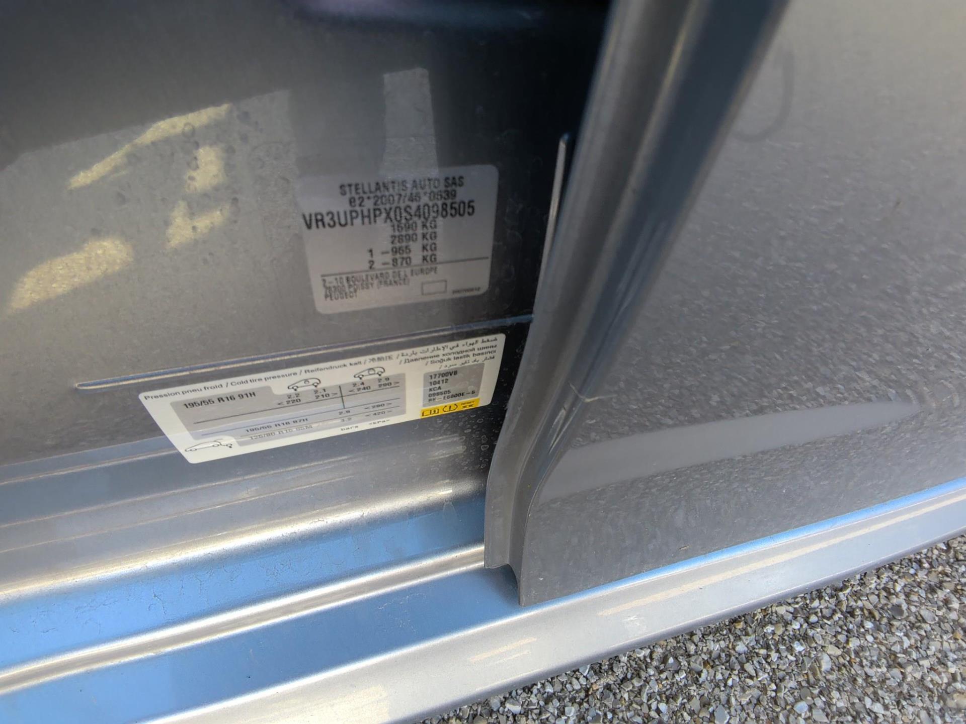 Peugeot 208 Hybrid 110 ch e-DCS6 Allure 2025