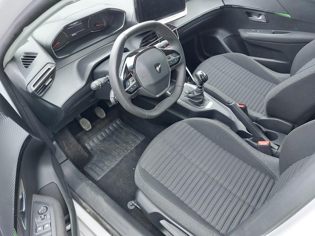 Foto Peugeot 208 5