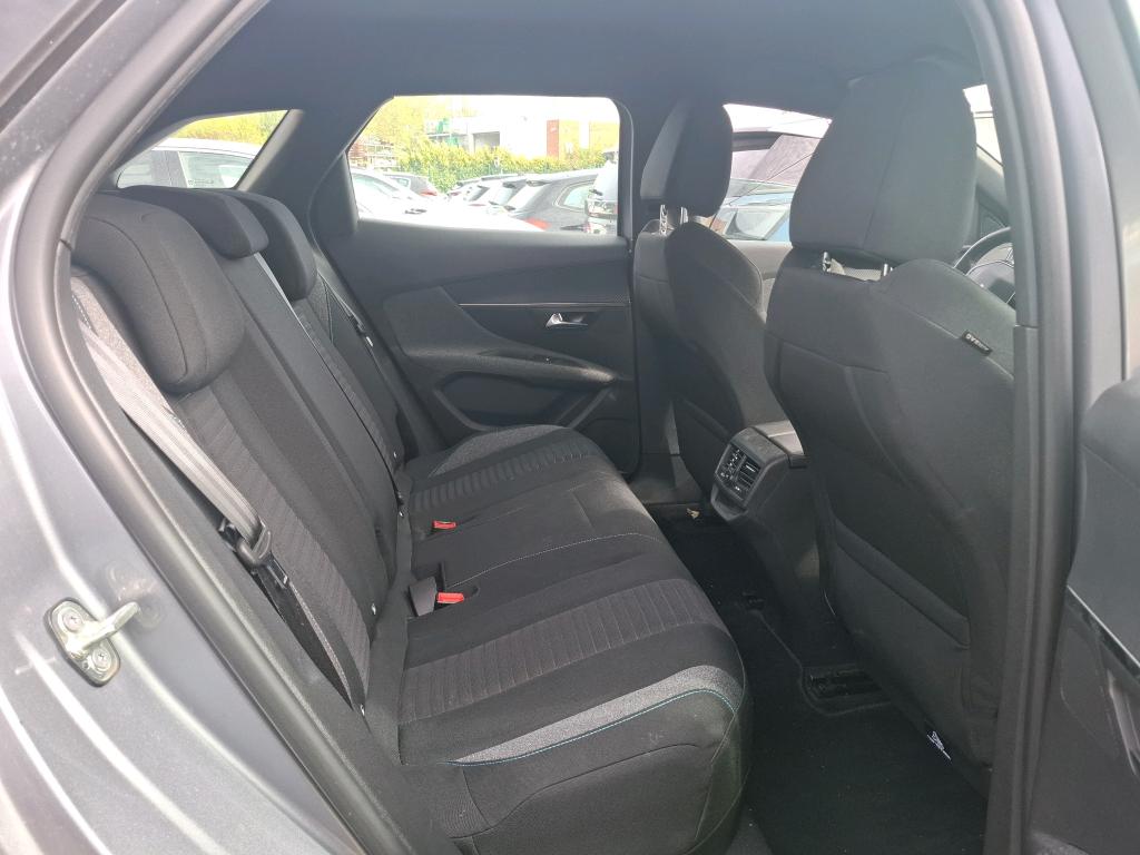 Peugeot 3008 Hybrid 225 e-EAT8 Active Pack 2023