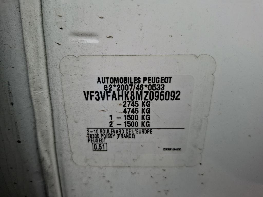 Peugeot EXPERT FGN TOLE STANDARD 2.0  BLUEHDI 120 S&S EAT8 ASPHALT 2021