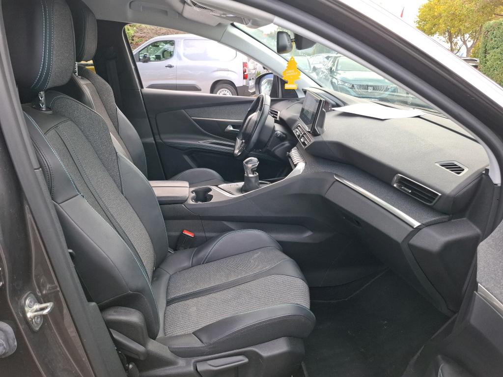 Peugeot 3008 Puretech 130ch S&S BVM6 Allure Pack 2022