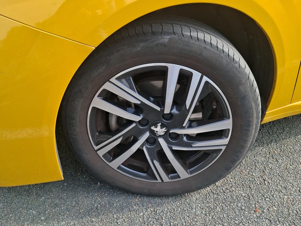 Peugeot 208 II