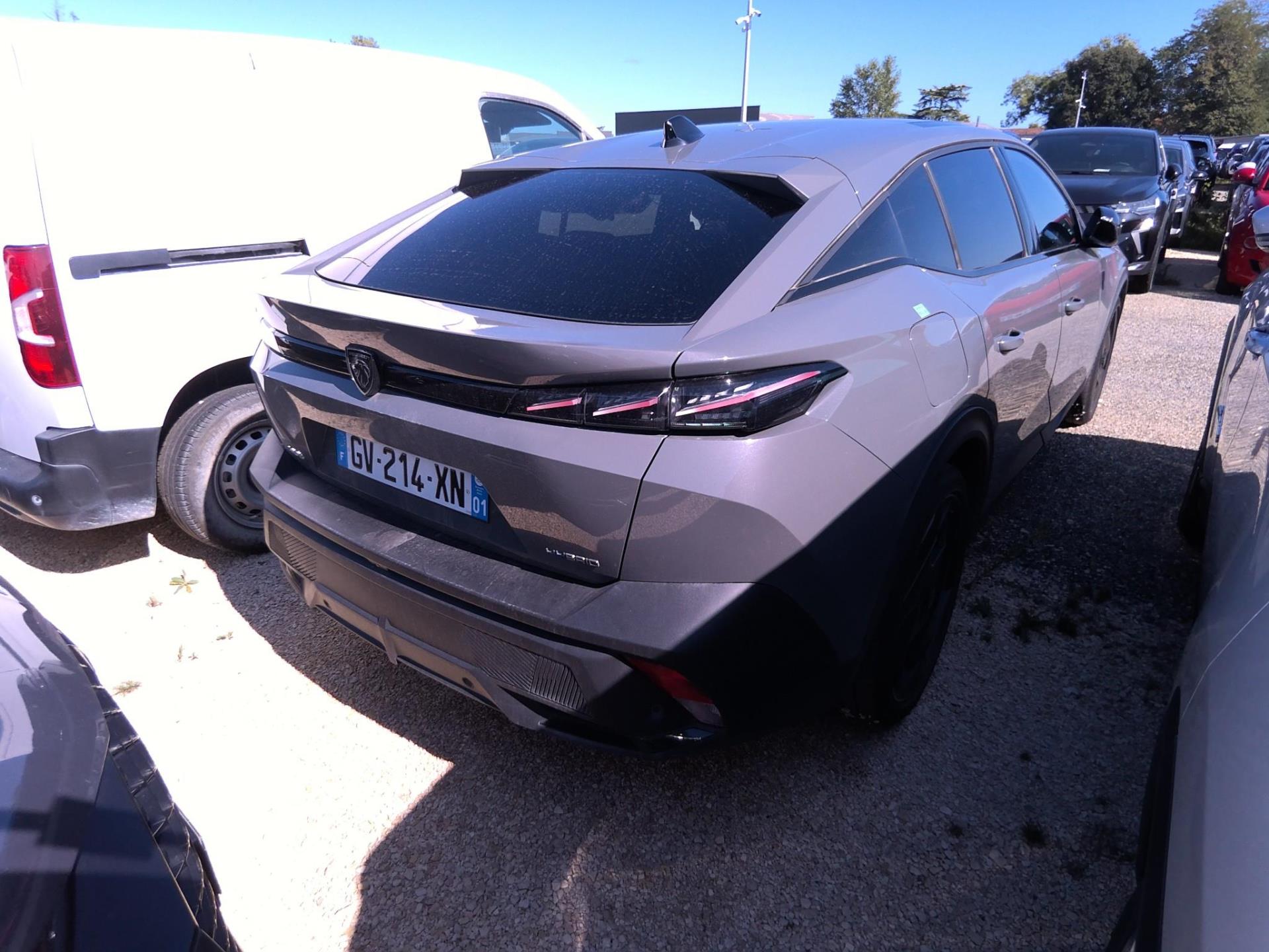 Peugeot 408 PHEV 225 e-EAT8 GT 2024