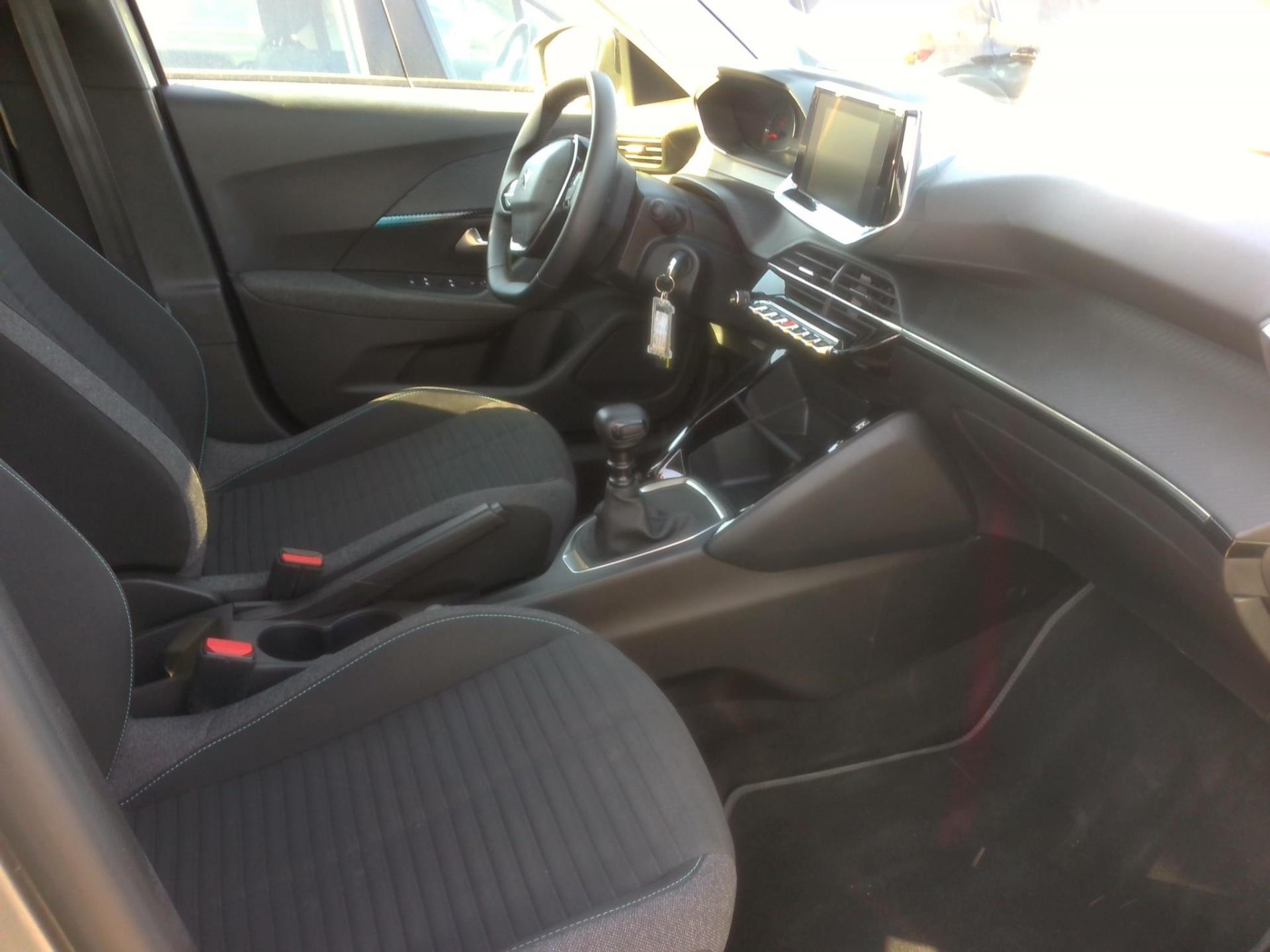 Peugeot 2008 PureTech 130 S&S BVM6 Style 2022
