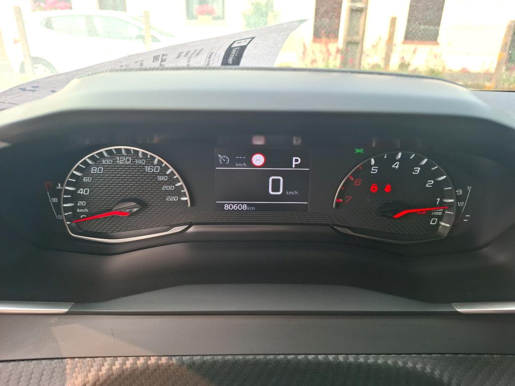 Peugeot 2008 BlueHDi 130 S&S EAT8 Allure 2021