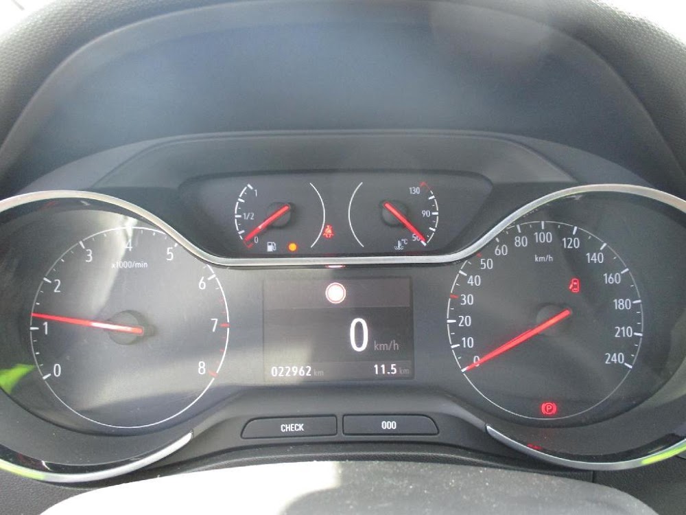 Foto Opel CrossLand 12
