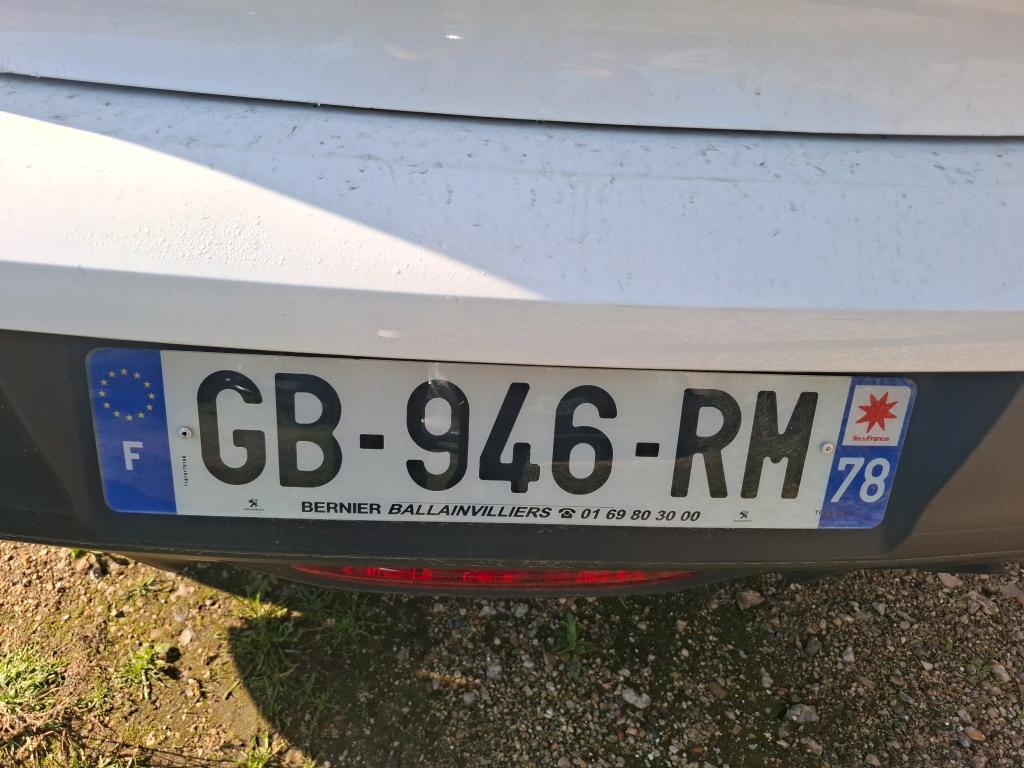 Peugeot 208 BLUEHDI 100 S&S BVM6 PREMIUM PACK 2021