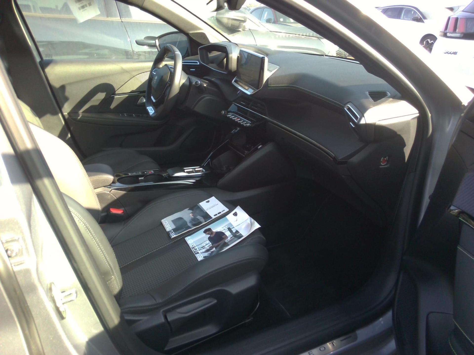Peugeot 208 Electrique 50 kWh 136ch GT 2022