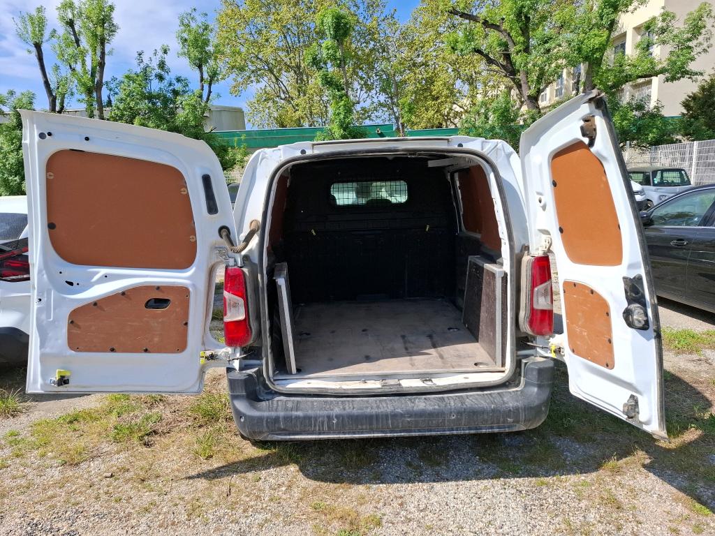 Peugeot PARTNER FOURGON STANDARD 650 KG BLUEHDI 100 S&S BVM6 ASPHALT 2021