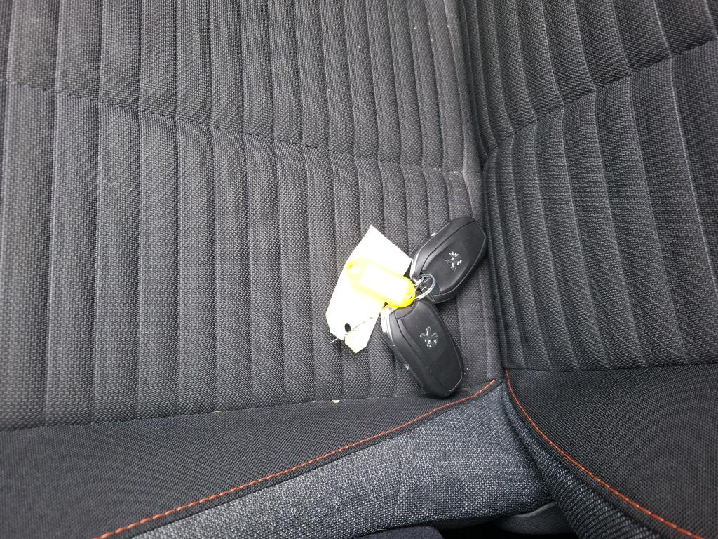 Peugeot 208 ELECTRIQUE 50 KWH 136 ACTIVE BUSINESS R 2021