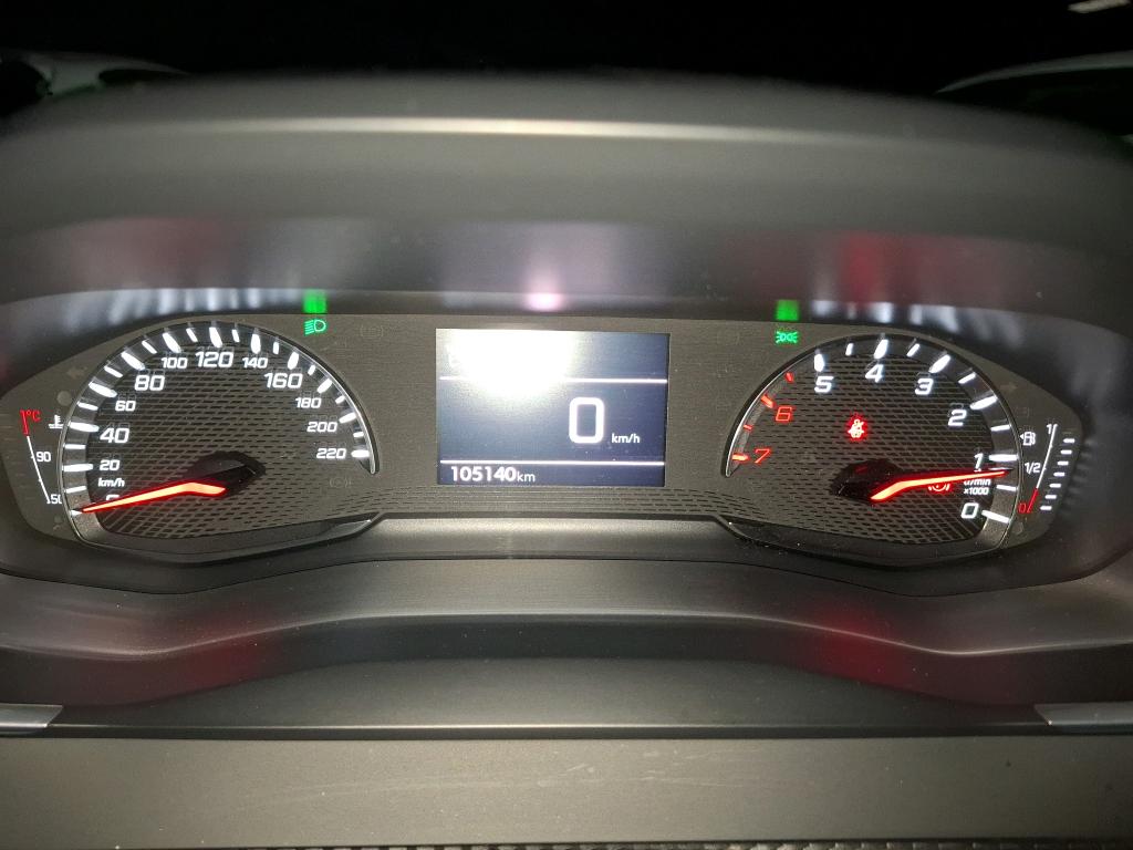 Peugeot 2008 BlueHDi 110 S&S BVM6 Active Business 2021