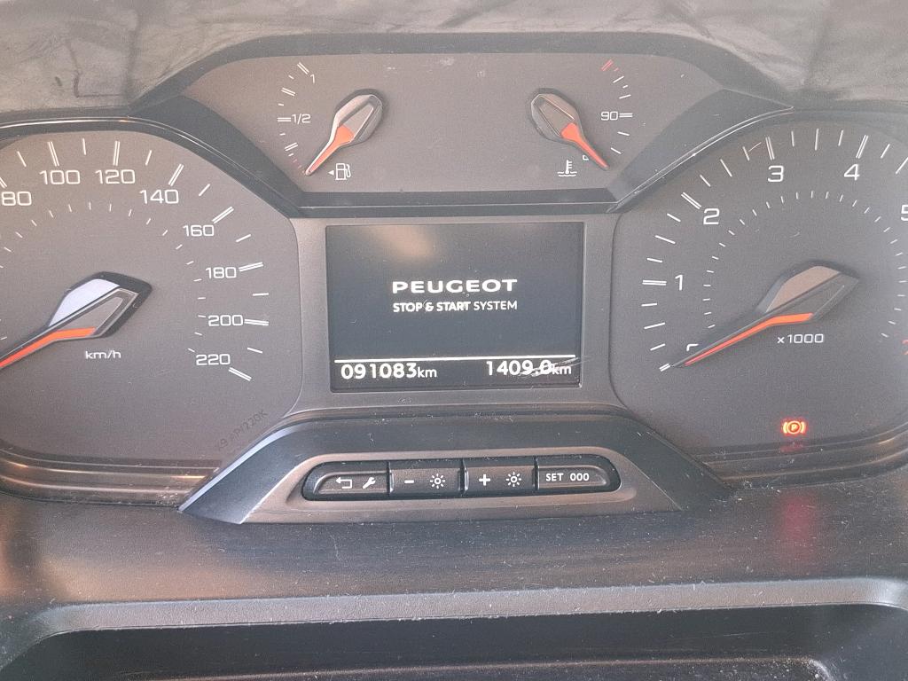 Peugeot PARTNER FOURGON STANDARD 650 KG BLUEHDI 75 BVM5 PREMIUM 2021