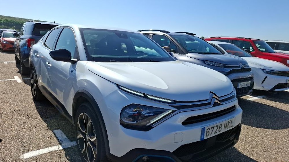Foto Citroën ë-C4 5