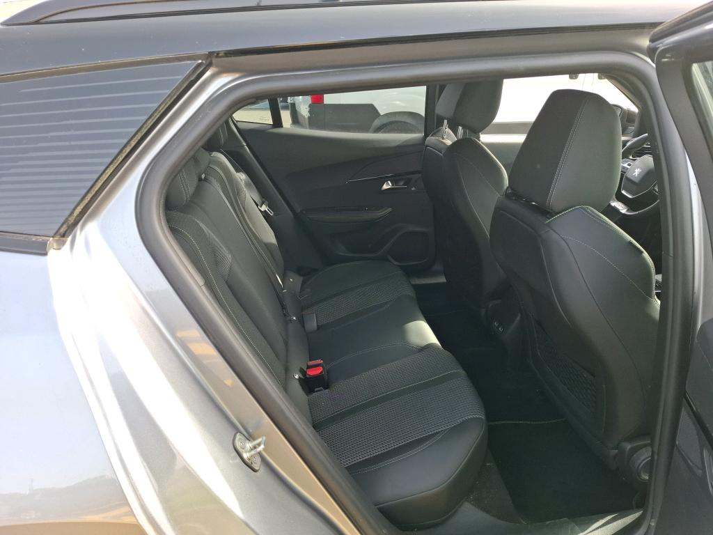Peugeot 2008 Electrique 136 ch GT 2022
