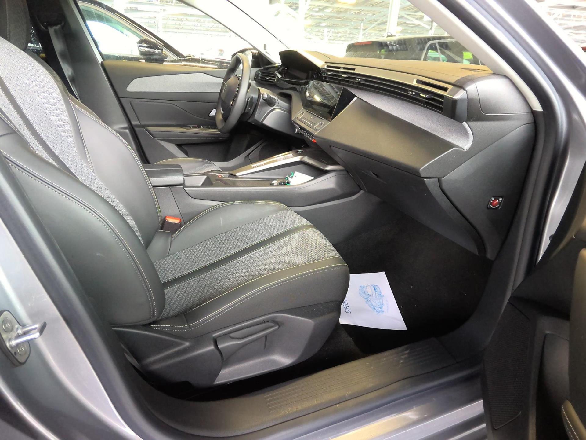 Peugeot 308 SW Electrique 55 kWh 156ch Allure 2025