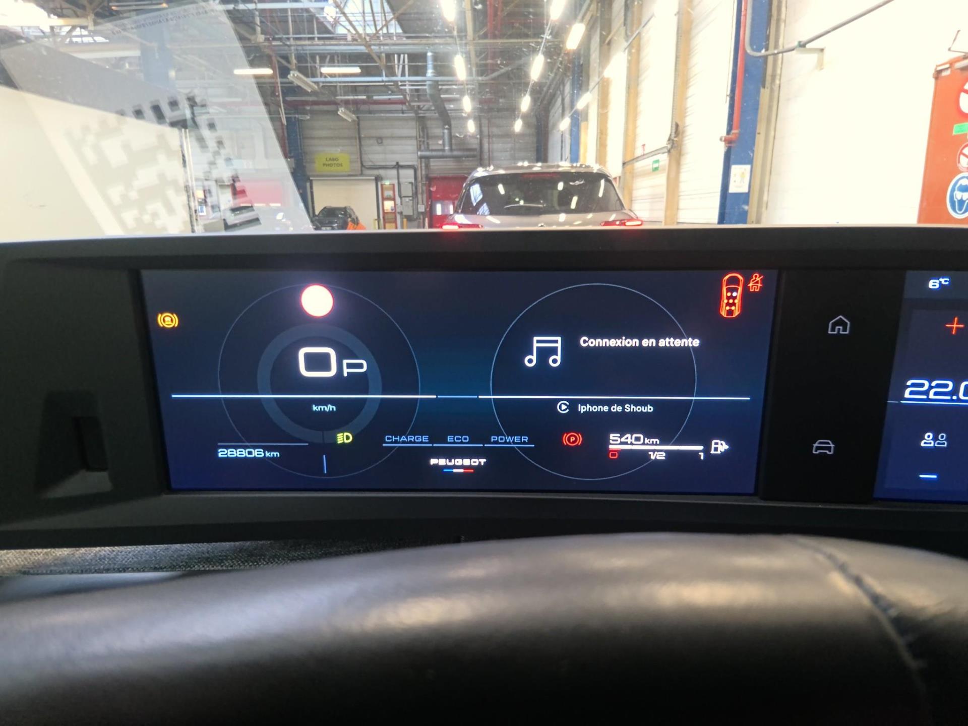 Peugeot 5008 Hybrid 145 ch e-DCS6 Allure 2025