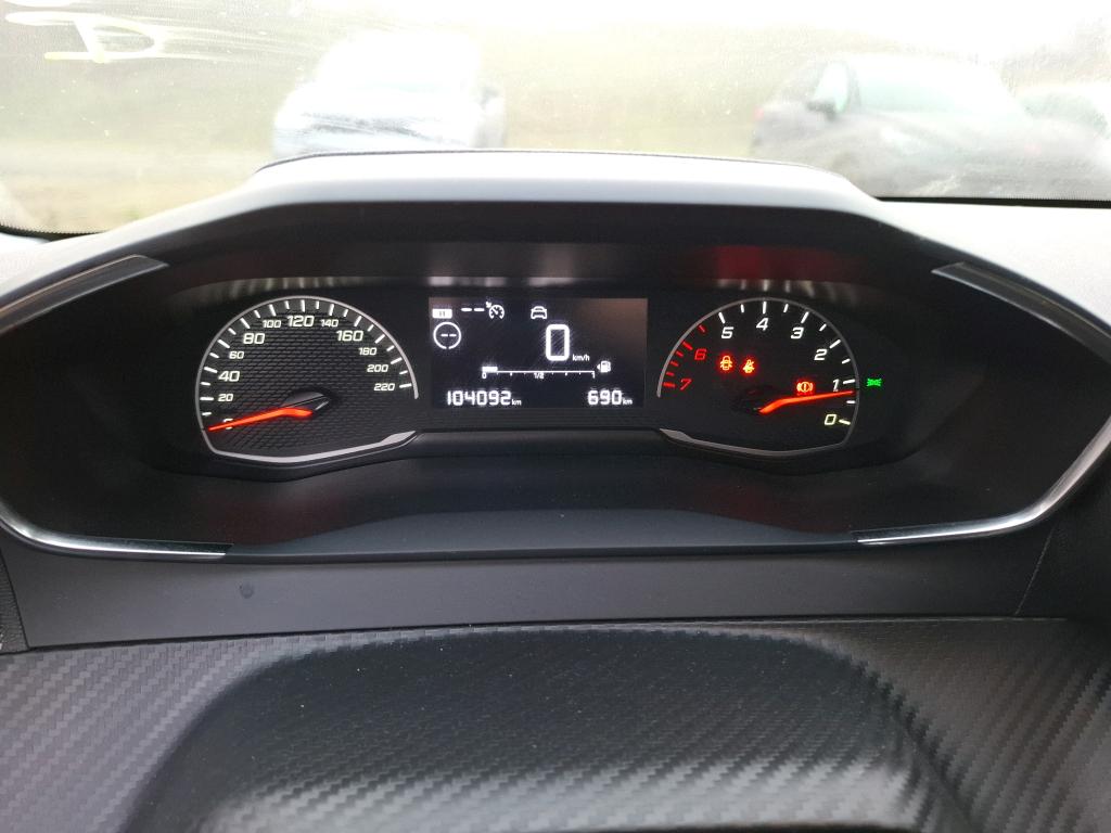 Peugeot 208 BlueHDi 100 S&S BVM6 Active 2022