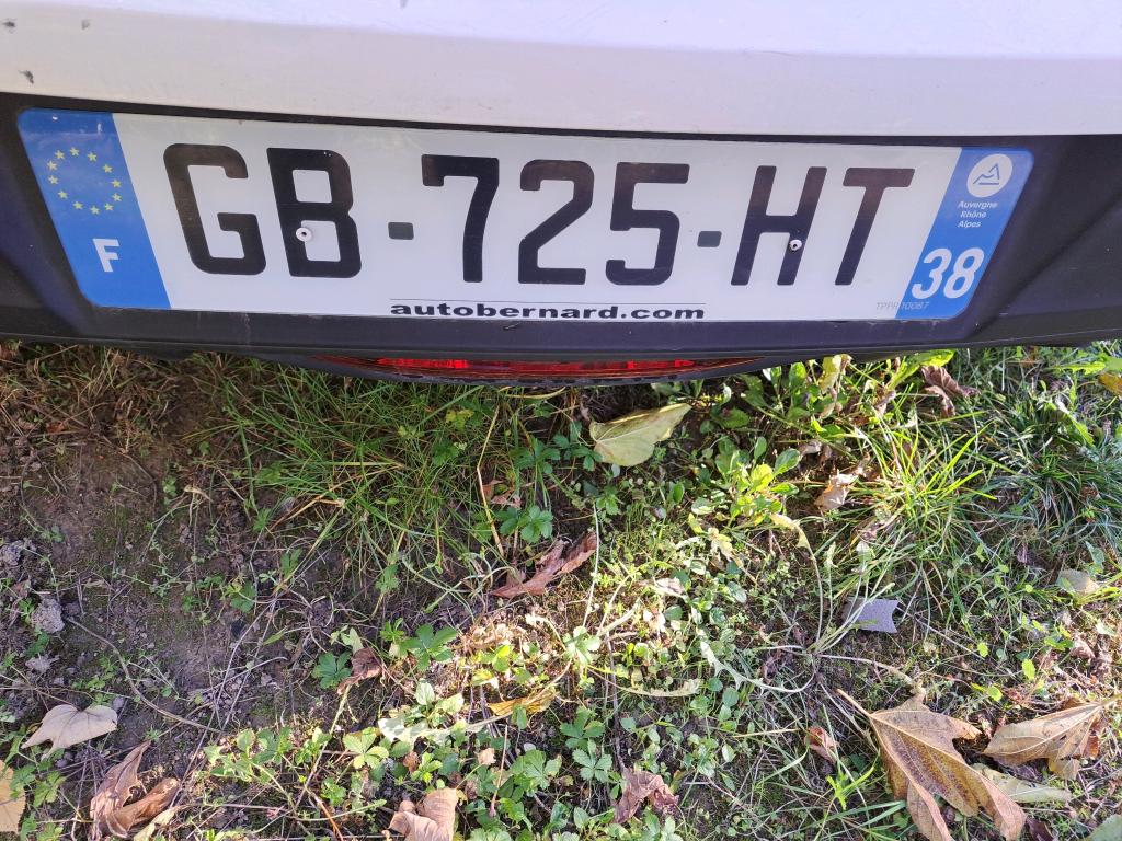 Peugeot 208 BLUEHDI 100 S&S BVM6 PREMIUM 2021