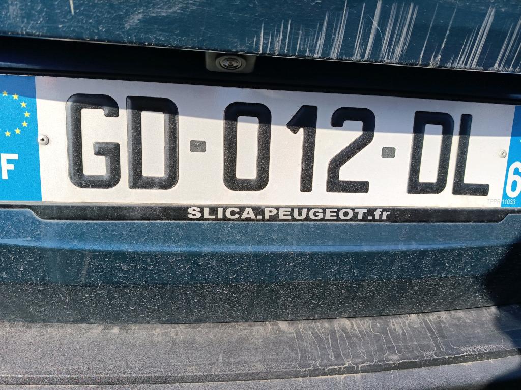 Peugeot 3008 BlueHDi 130ch S&S EAT8 Active Pack 2021