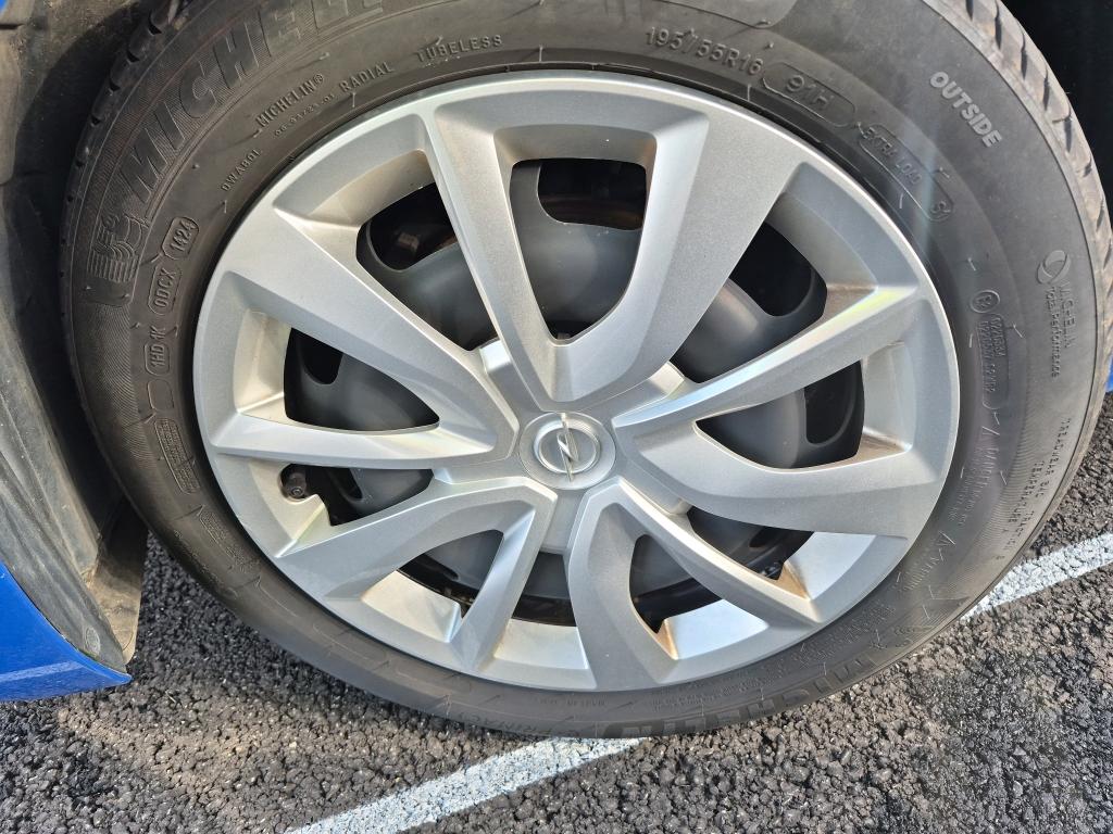 Opel Corsa 1.2 75 ch BVM5 2024