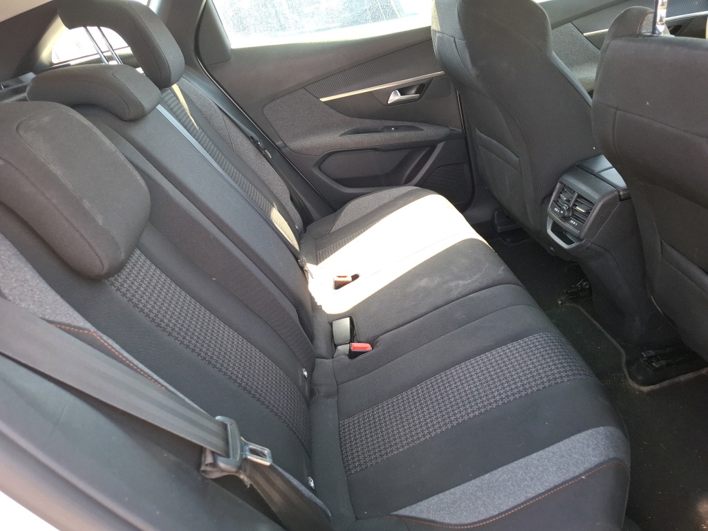 Peugeot 3008 BlueHDi 130ch S&S EAT8 Active Pack 2022