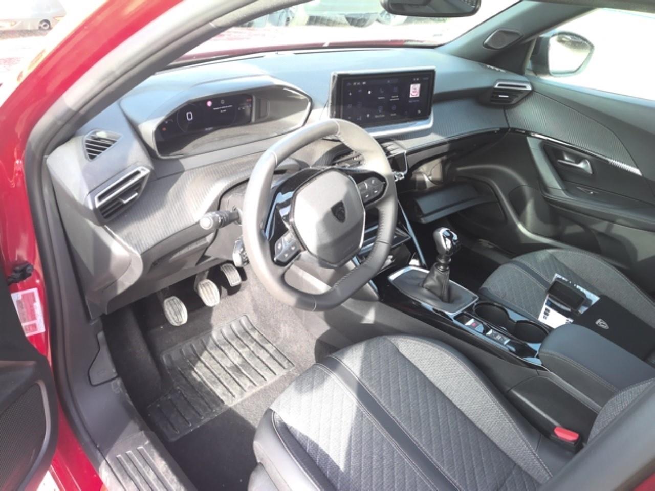 Foto Peugeot 2008 6