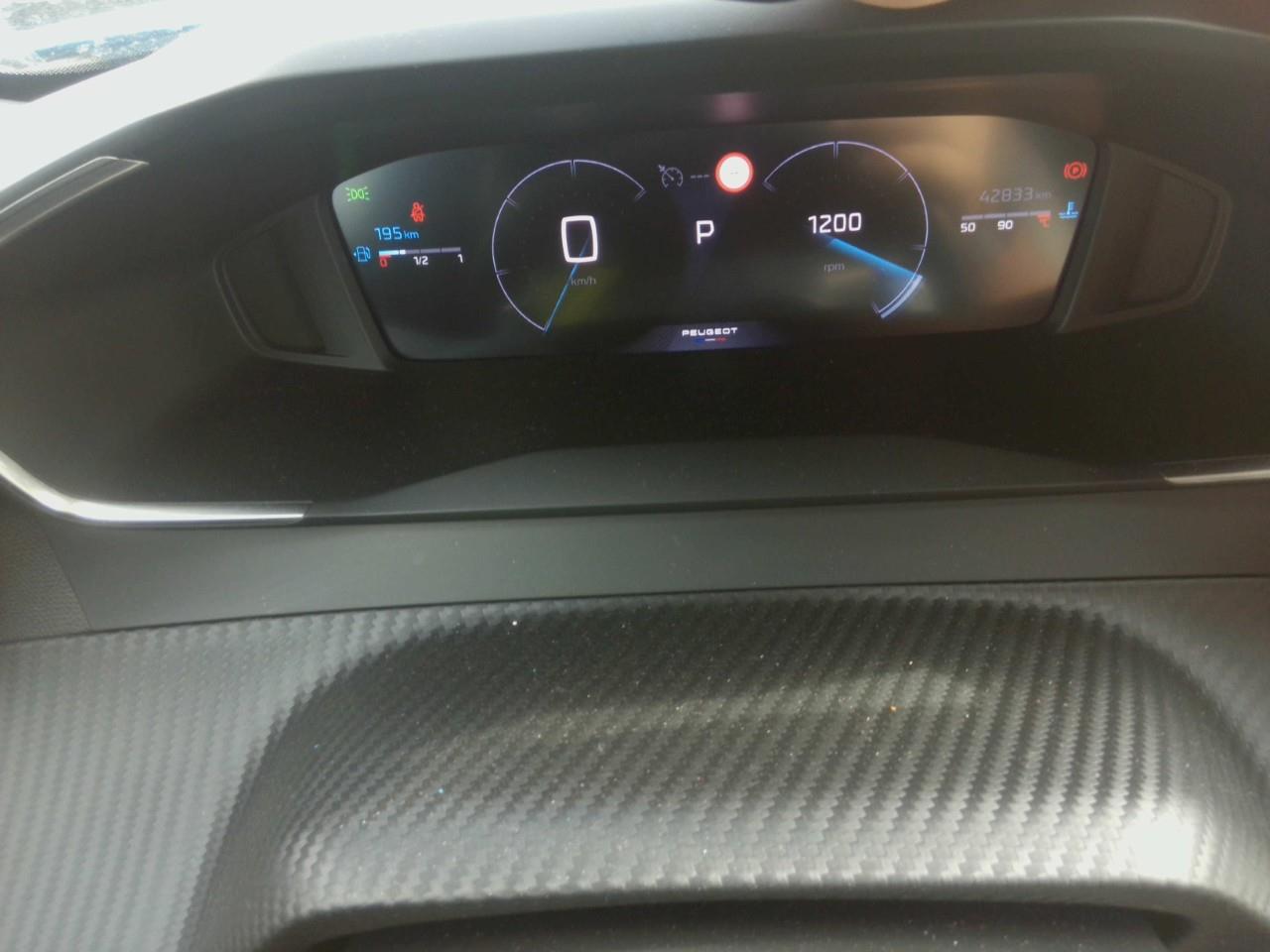 Foto Peugeot 2008 9