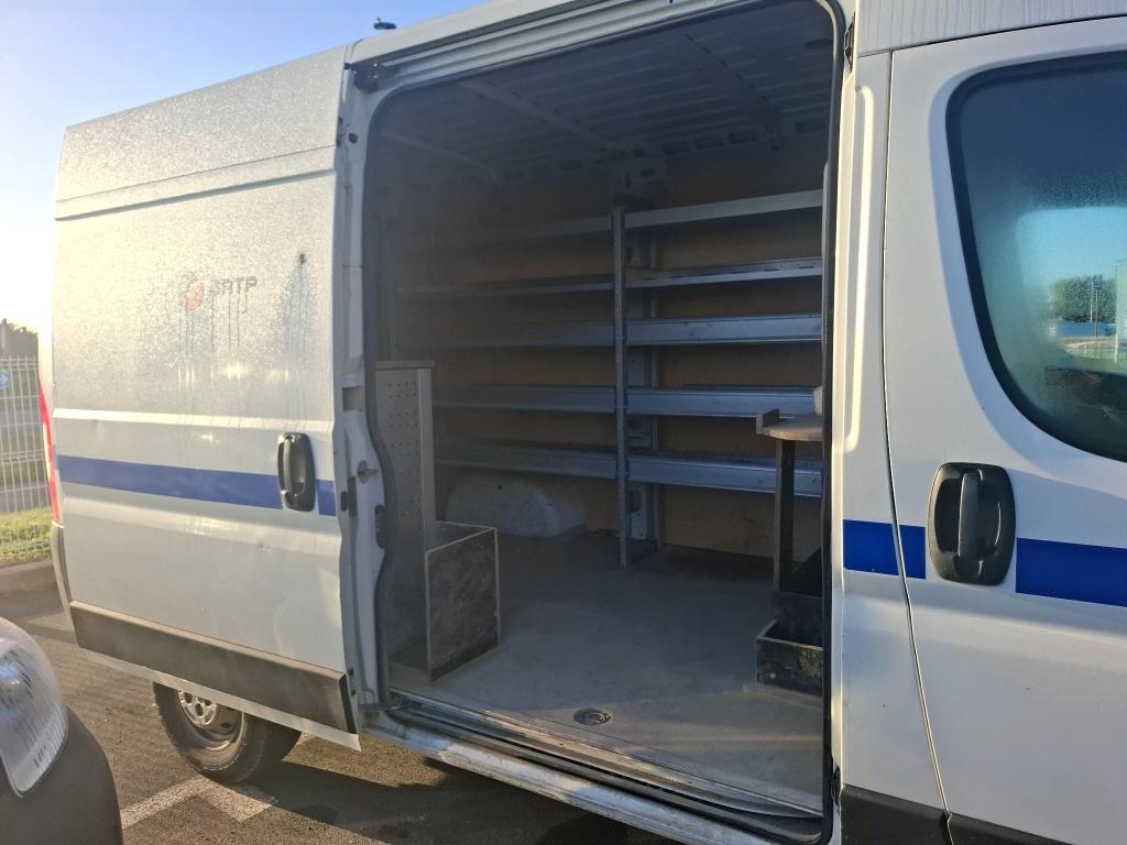 Peugeot BOXER TOLE 335 L2H2 BLUEHDI 120 S&S ASPHALT 2020