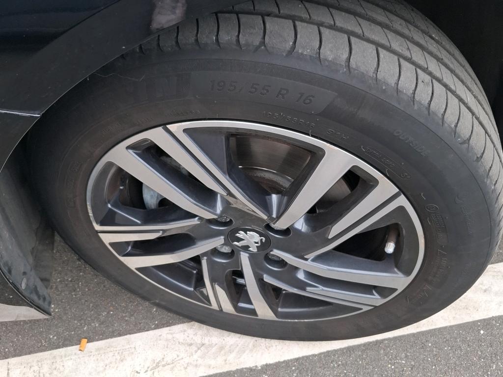 Peugeot 208 PureTech 100 S&S EAT8 Allure Pack 2023