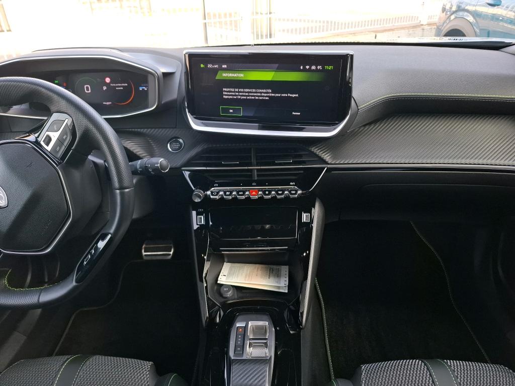 Peugeot 2008 PureTech 130 S&S EAT8 GT 2024