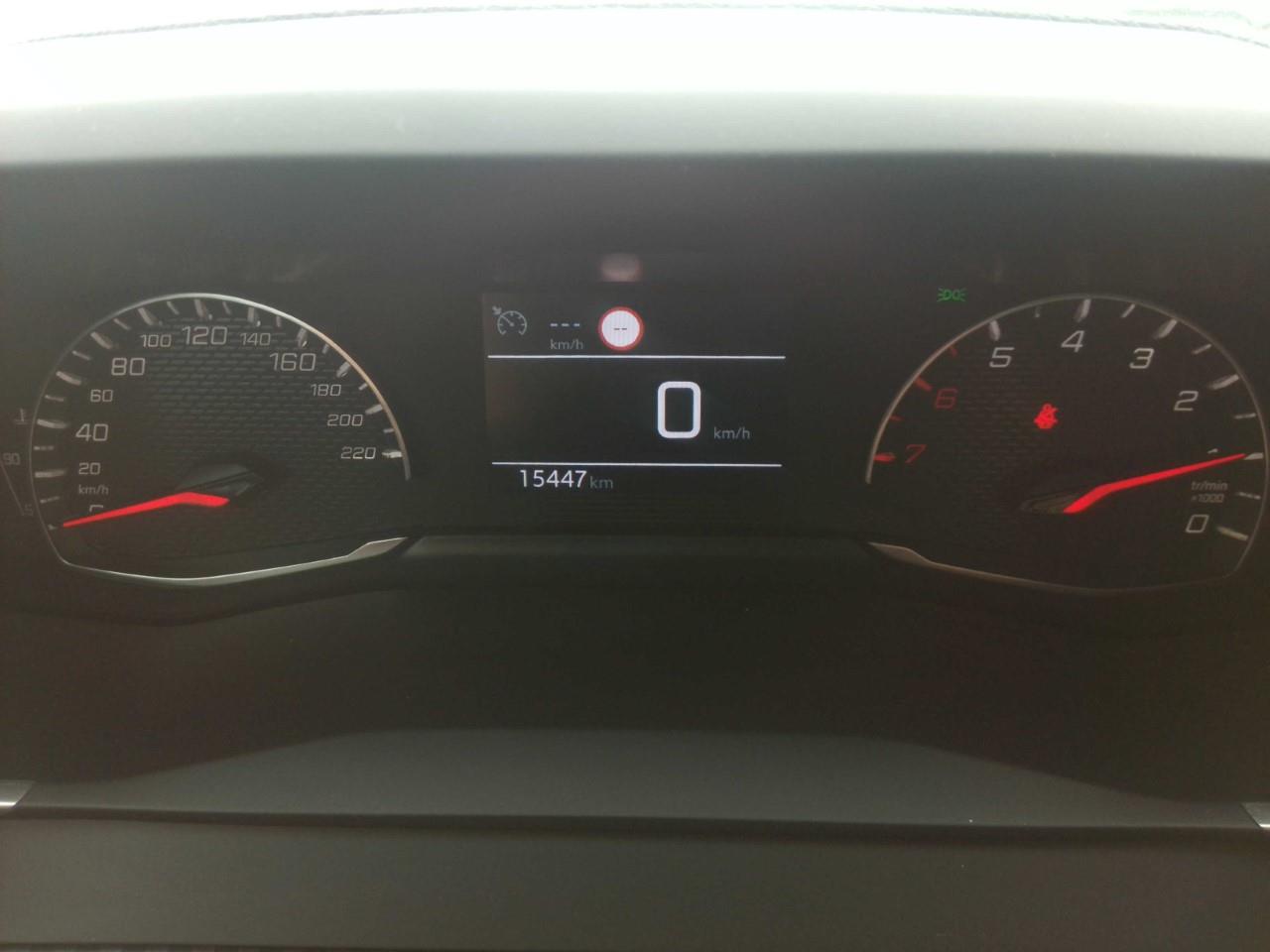 Foto Peugeot 208 5