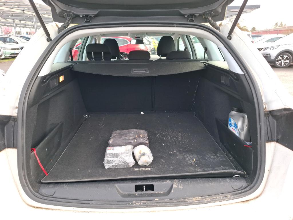 Peugeot 308 SW PureTech 110ch S&S BVM6 Active Pack 2021