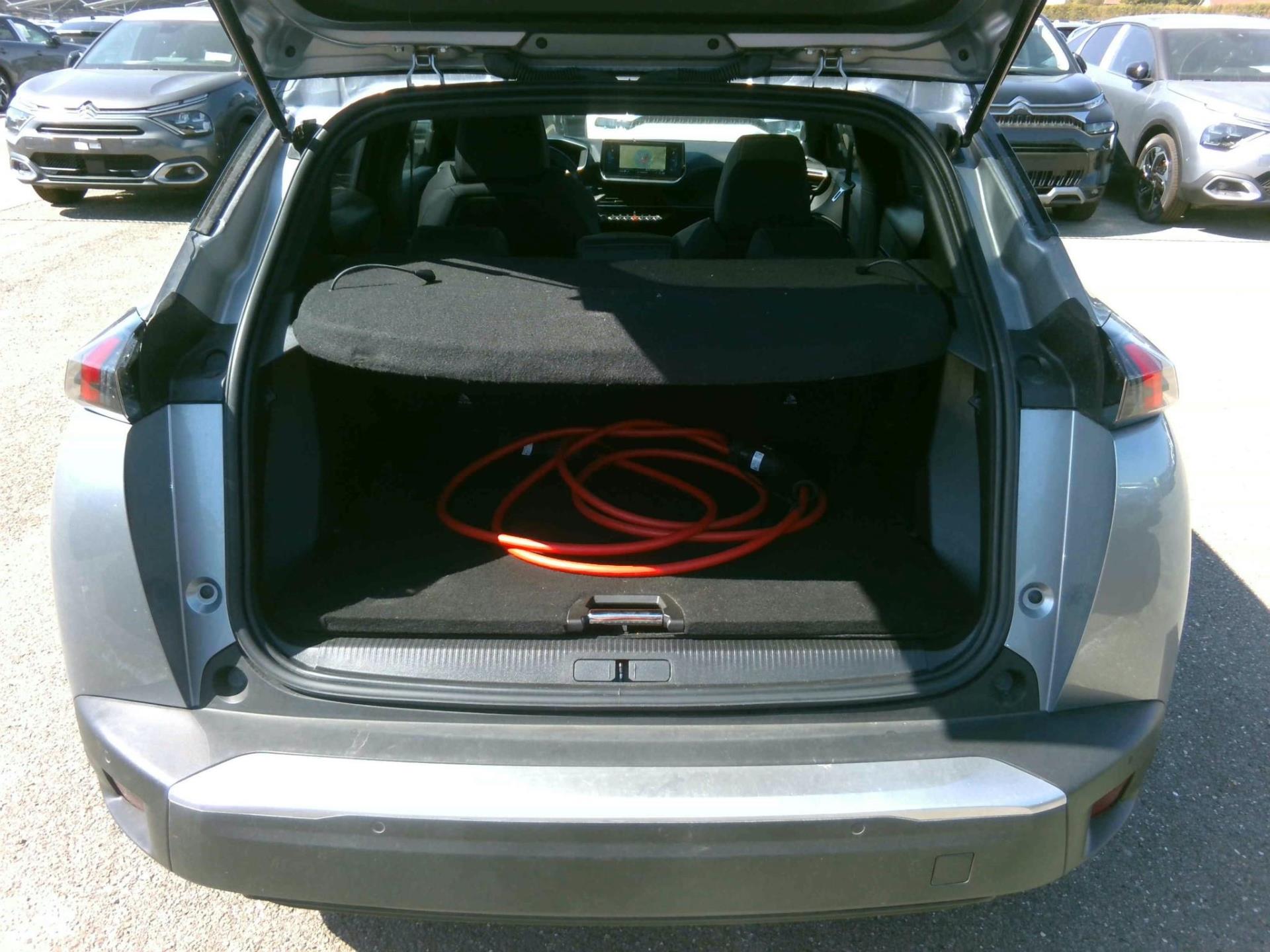 Peugeot 2008 Electrique 136 ch GT 2022