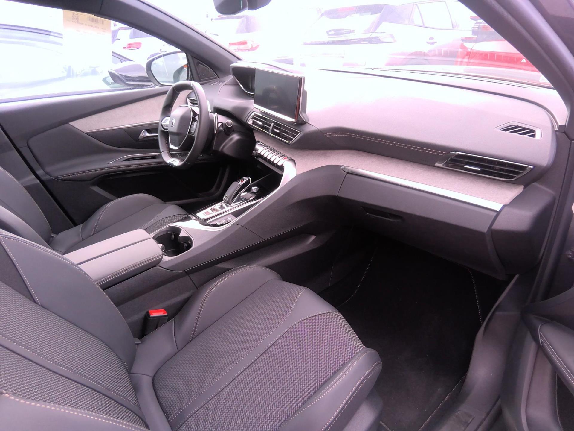 Peugeot 3008 PureTech 130ch S&S EAT8 GT 2023