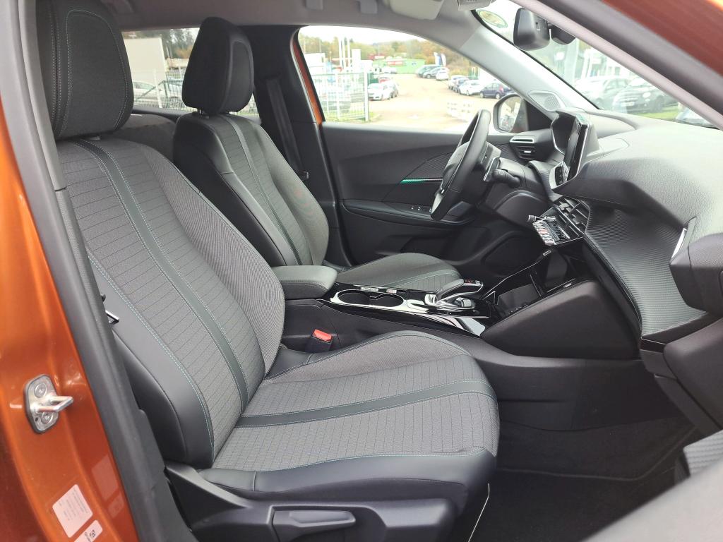 Peugeot 2008 BlueHDi 130 S&S EAT8 Allure Business 2021