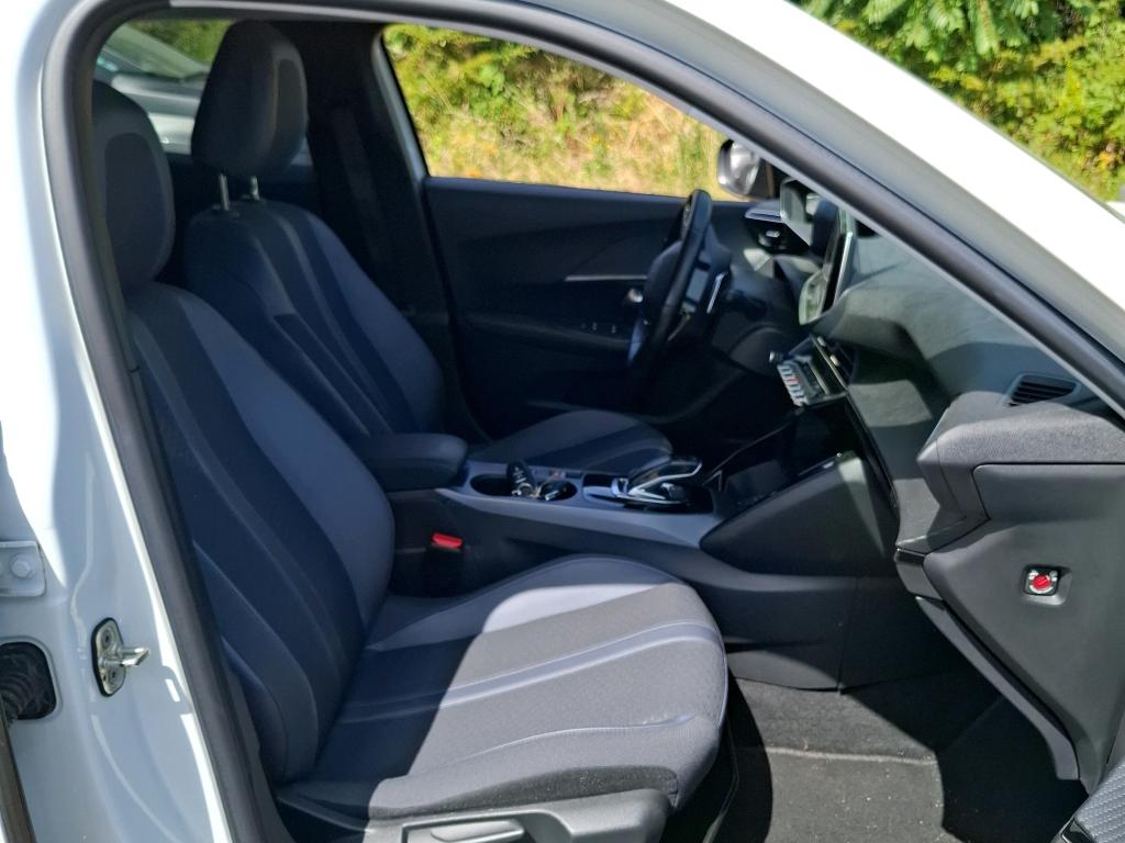 Peugeot 2008 PureTech 130 S&S EAT8 Allure Business 2020