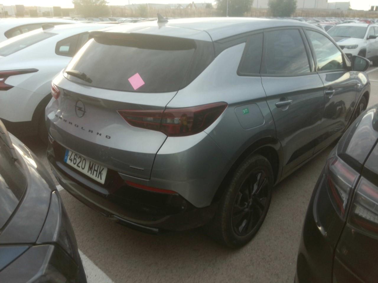 Foto Opel Grandland PHEV 4