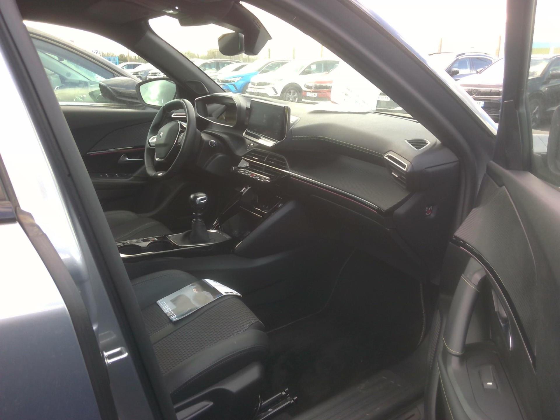 Peugeot 2008 PureTech 130 S&S BVM6 GT Line 2022