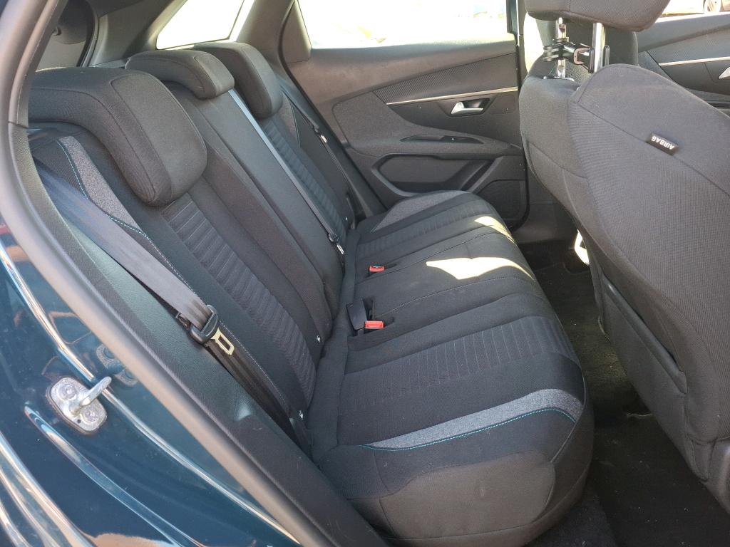 Peugeot 3008 Hybrid 225 e-EAT8 Active Pack 2022