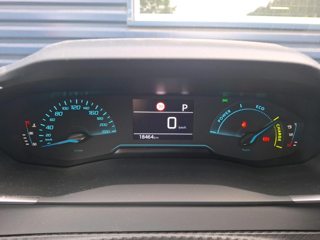 Peugeot 208 Hybrid 110 ch e-DCS6 Style 2025