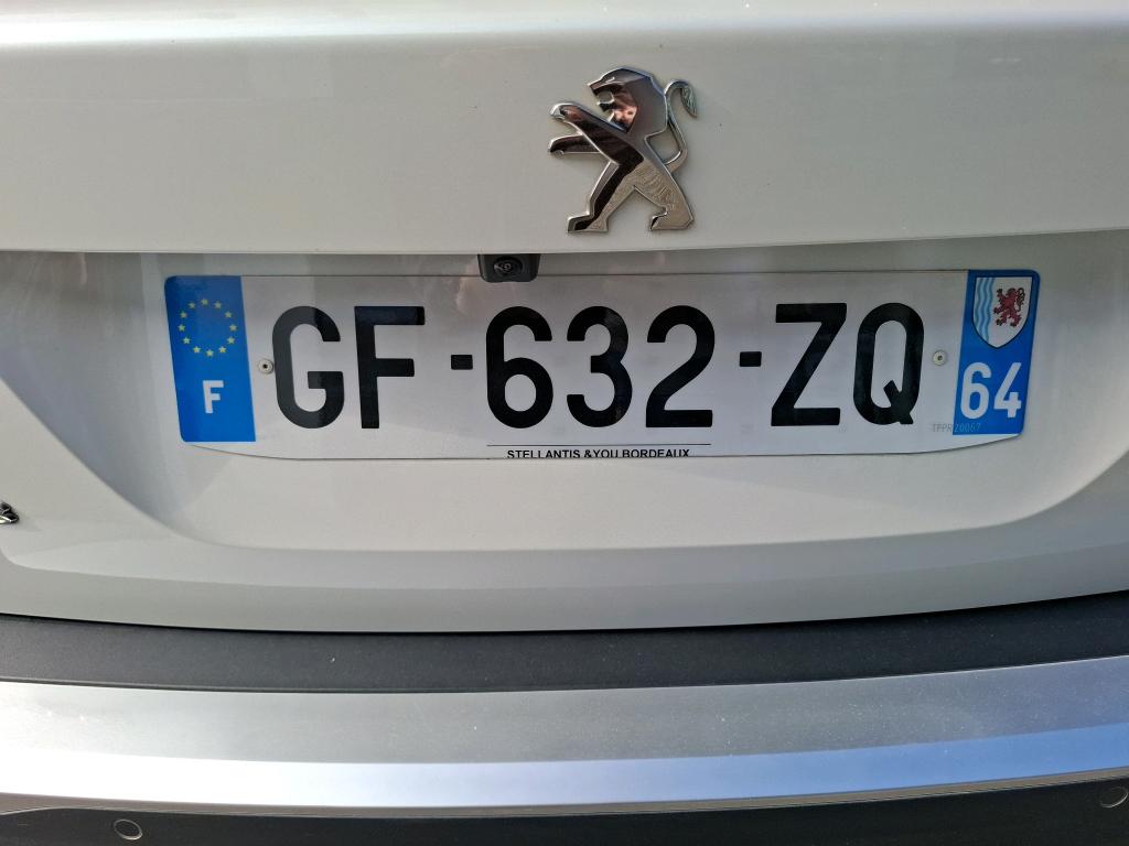 Peugeot 2008 PureTech 130 S&S EAT8 GT 2022