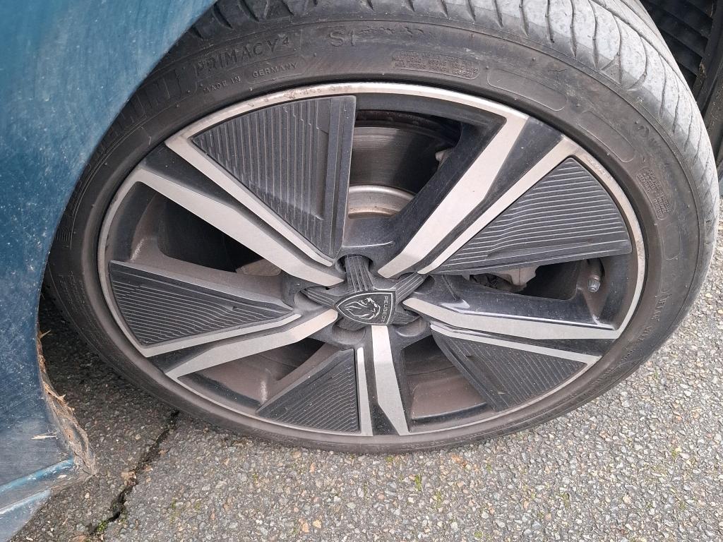 Peugeot 308 Hybrid 136 e-DCS6 GT 2024