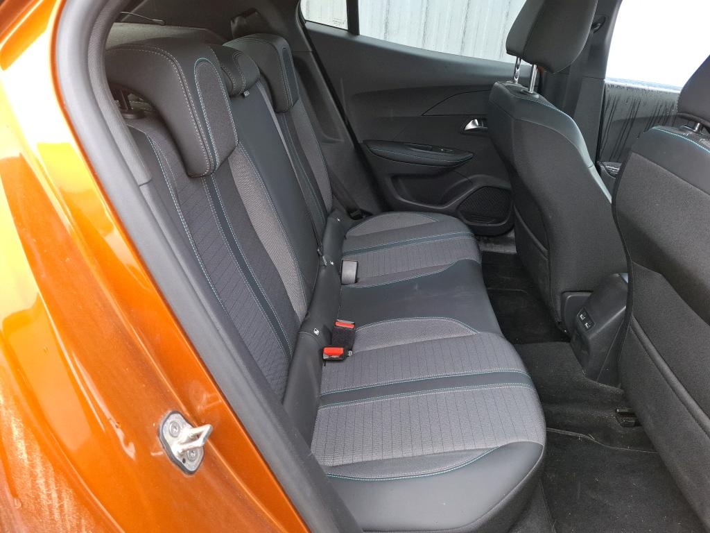 Peugeot 2008 PureTech 130 S&S EAT8 Allure Pack 2022