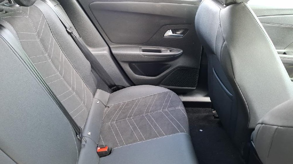 Foto Opel Mokka 12
