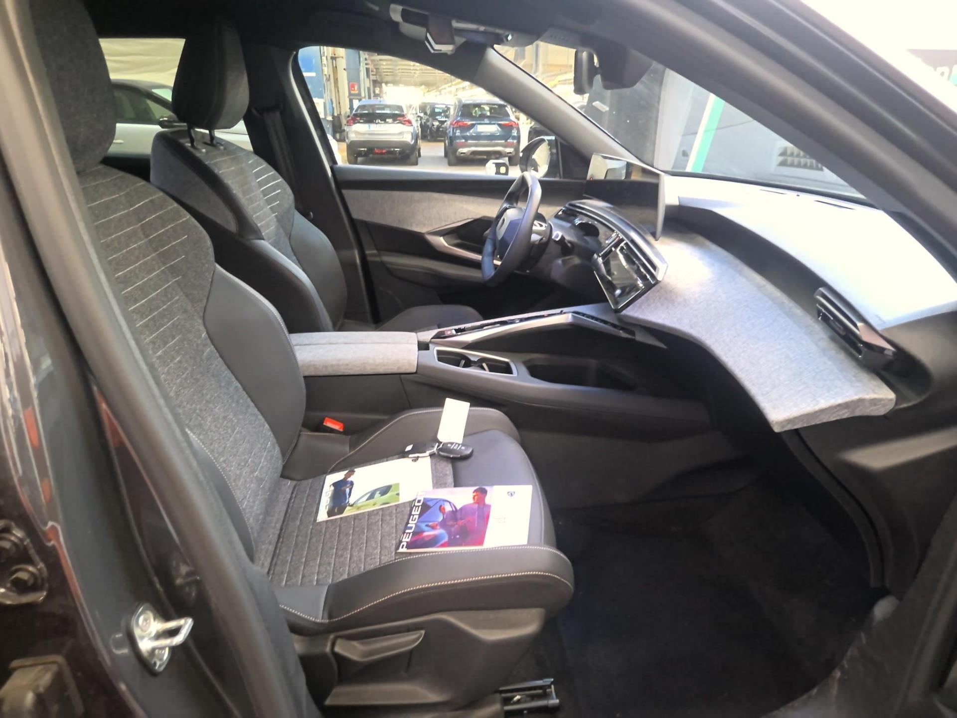 Peugeot 5008 Electrique 210 ch 73 kWh Allure 2025