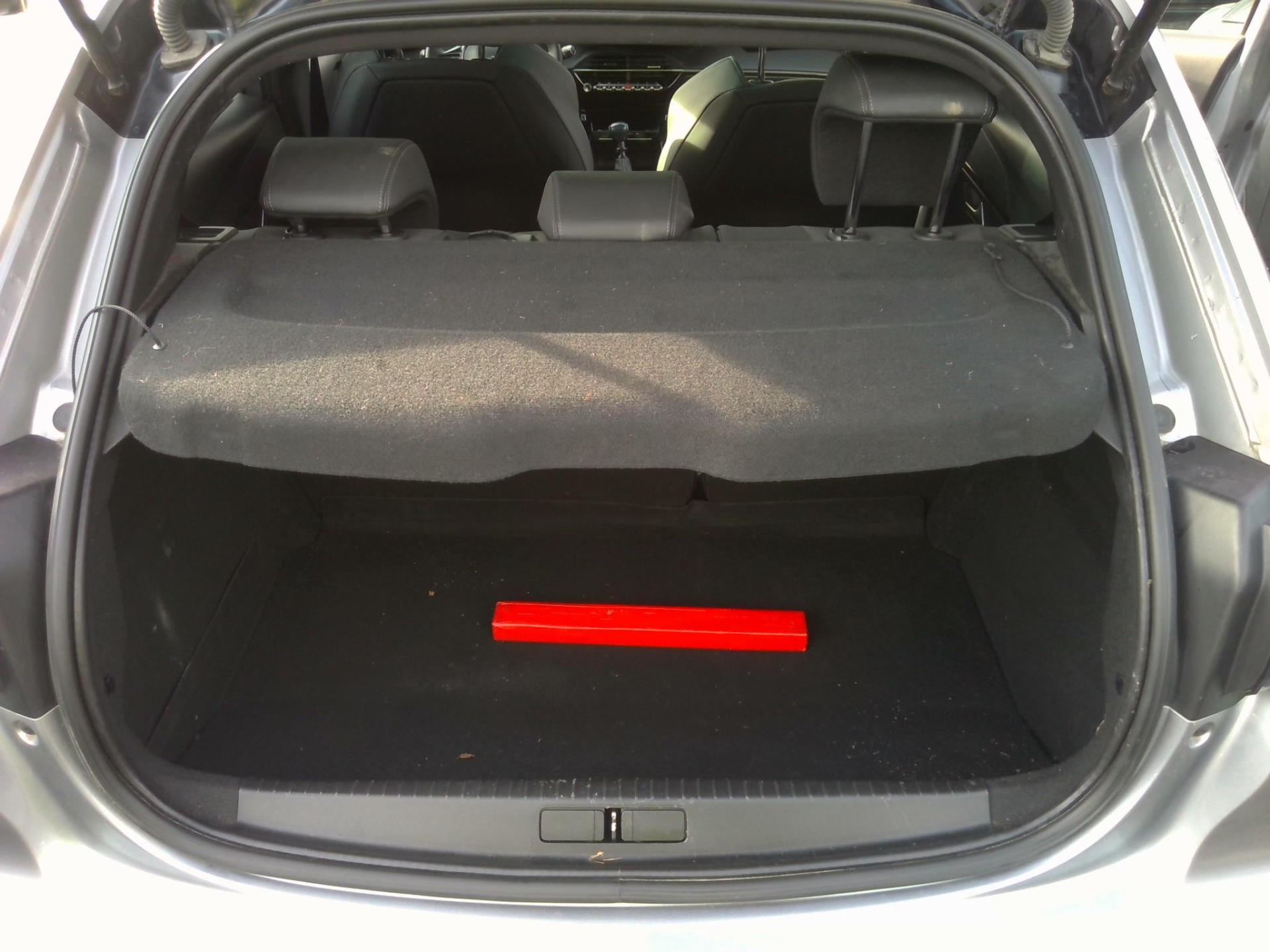 Peugeot 208 PureTech 100 S&S BVM6 GT Pack 2022